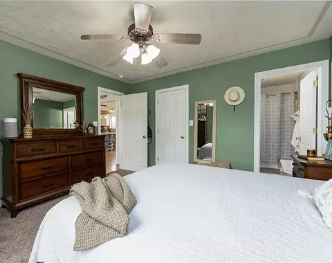 Bedroom - 101 Doe Run Dr, Lancaster, KY 40444 photo 3 of 7