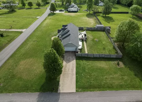 View/Area - 101 Doe Run Dr, Lancaster, KY 40444 photo 3 of 8