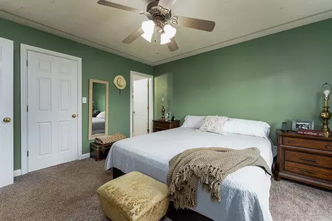 Bedroom - 101 Doe Run Dr, Lancaster, KY 40444 photo 2 of 7