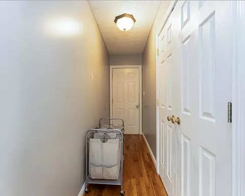 Entry Way - 101 Doe Run Dr, Lancaster, KY 40444 photo 5 of 5
