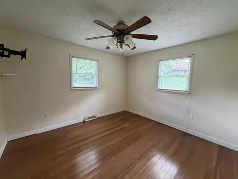 112 N Earls Ave, Corbin, KY 40701 photo 7