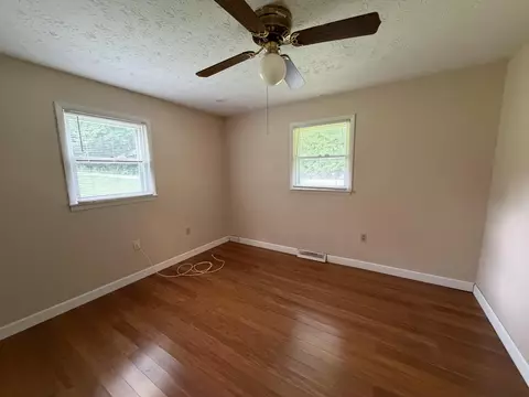 112 N Earls Ave, Corbin, KY 40701 photo 8