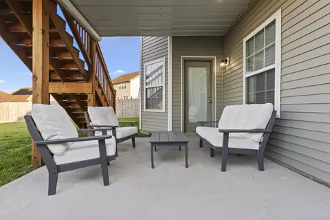 Exterior - 203 Pleasant View Dr, Georgetown, KY 40324 photo 4 of 7