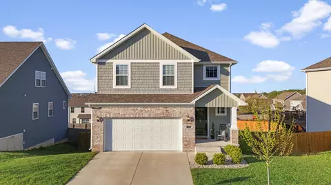 Exterior - 203 Pleasant View Dr, Georgetown, KY 40324 photo 2 of 7