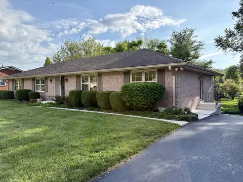 3288 Cornwall Dr, Lexington, KY 40503