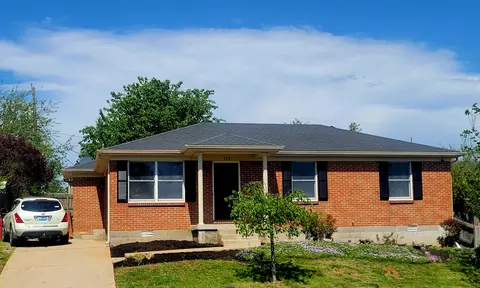 121 Lindsey Dr, Nicholasville, KY 40356