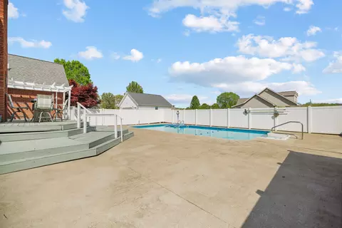 Exterior - 55 Candi Brook Ln, Corbin, KY 40701 photo 8 of 8