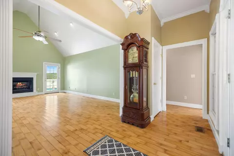 Entry Way - 55 Candi Brook Ln, Corbin, KY 40701 photo 1 of 3