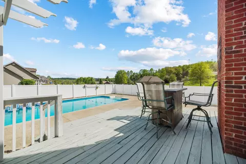 Exterior - 55 Candi Brook Ln, Corbin, KY 40701 photo 6 of 8