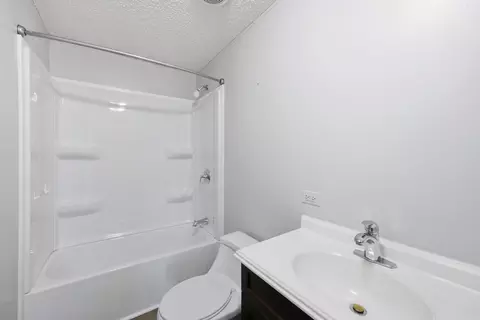 Bath - 129 Griggs Rd, Waco, KY 40385 photo 3 of 3