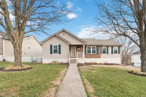 133 Fox Tail Ln, Frankfort, KY 40601
