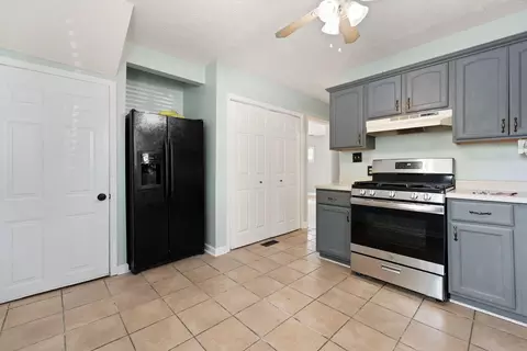 Entry Way - 506 Chestnut St, Corbin, KY 40701 photo 1 of 5