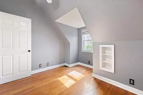 Bedroom - 506 Chestnut St, Corbin, KY 40701 photo 4 of 11