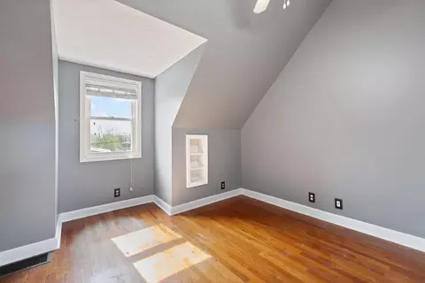 Bedroom - 506 Chestnut St, Corbin, KY 40701 photo 3 of 11