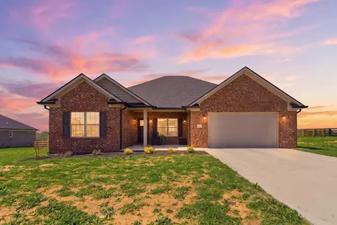 202 Carhartt Dr, Richmond, KY 40475