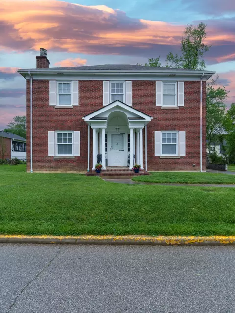 220 Bays Ave, Morehead, KY 40351