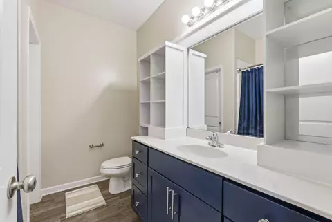 Bath - 140 John Davis Dr, Georgetown, KY 40324 photo 1 of 4
