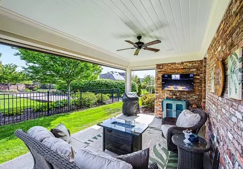 105 Petunia Ct, Nicholasville, KY 40356