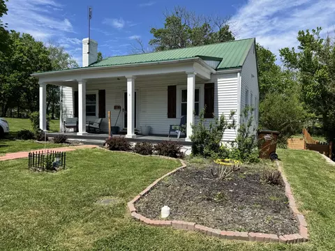 111 Dickerson Ct, Lancaster, KY 40444