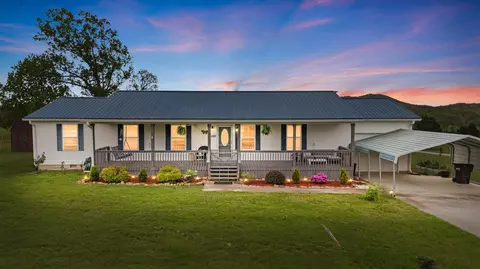 100 Katie Ln, Clay City, KY 40312
