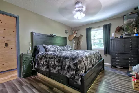 Bedroom - 1512 Maple Ln, Corbin, KY 40701 photo 2 of 3