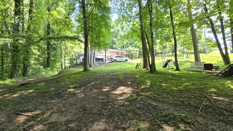 Exterior - 1512 Maple Ln, Corbin, KY 40701 photo 10 of 12