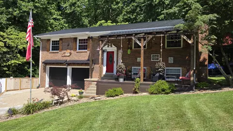 Exterior - 1512 Maple Ln, Corbin, KY 40701 photo 2 of 12