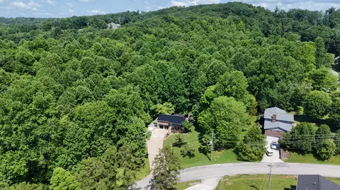 View/Area - 1512 Maple Ln, Corbin, KY 40701 photo 2 of 4