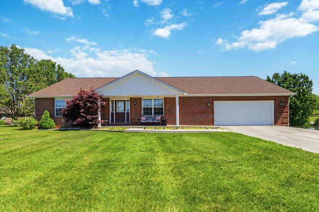 135 Country Acres Dr, Somerset, KY 42503