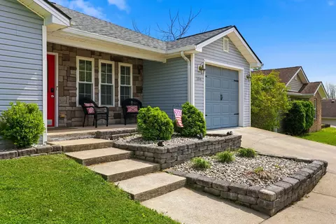 104 Palmer Ct, Danville, KY 40422
