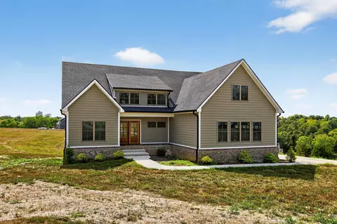 47 Hills Ln, Lancaster, KY 40444