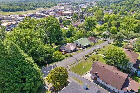 View/Area - 107 Padgett St, Corbin, KY 40701 photo 2 of 4