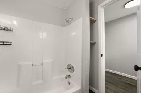 Bath - 107 Padgett St, Corbin, KY 40701 photo 2 of 2