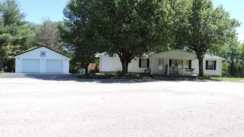 120 Springview Ct, Sharpsburg, KY 40374