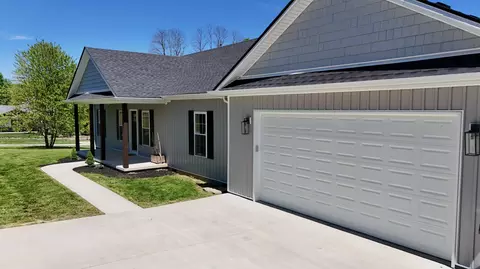 Exterior - 287 Rolling Meadows Dr, Lancaster, KY 40444 photo 2 of 3