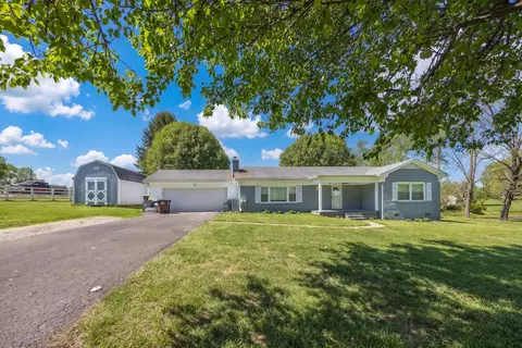 941 Brentsville Rd, Paris, KY 40361