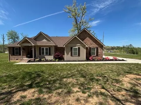 108 Twin Ponds Rd, Corbin, KY 40701