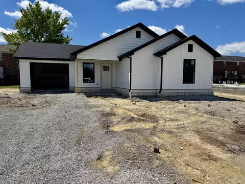 110 Bow Bridge Dr, Berea, KY 40403