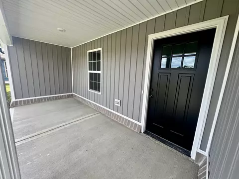 112 Bow Bridge Dr, Berea, KY 40403 photo 2