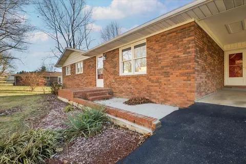 37 Cardinal Hill Ln, London, KY 40744