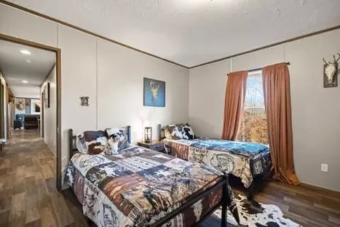 Bedroom - 168 Eagle Crest Dr, Nancy, KY 42544 photo 5 of 5