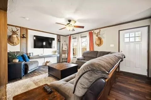 Living - 168 Eagle Crest Dr, Nancy, KY 42544 photo 1 of 3