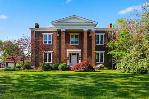 6208 Old Richmond Rd, Lexington, KY 40515