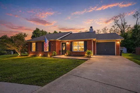 235 Holly Ln, Paris, KY 40361