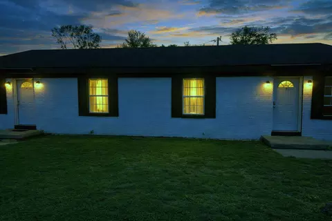 305 Longview Dr, Nicholasville, KY 40356