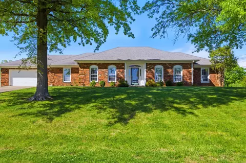 521 Shenandoah Dr, Harrodsburg, KY 40330
