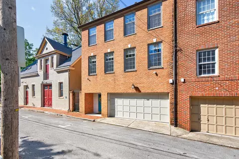 350 New St, Lexington, KY 40507