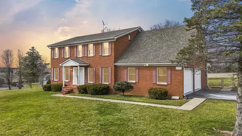 209 Oregon Rd, Salvisa, KY 40372