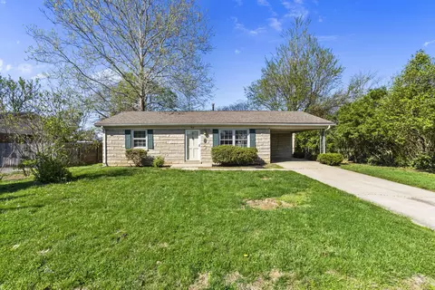 515 Barberry Ln, Nicholasville, KY 40356