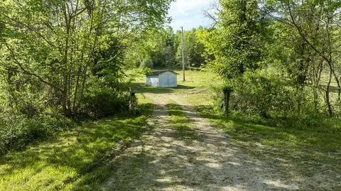 101 Irvin Phelps Rd, Somerset, KY 42501